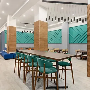 Hotel Lic - Laguardia West, An Ihg New York